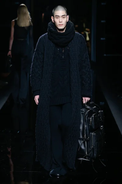 Look 23